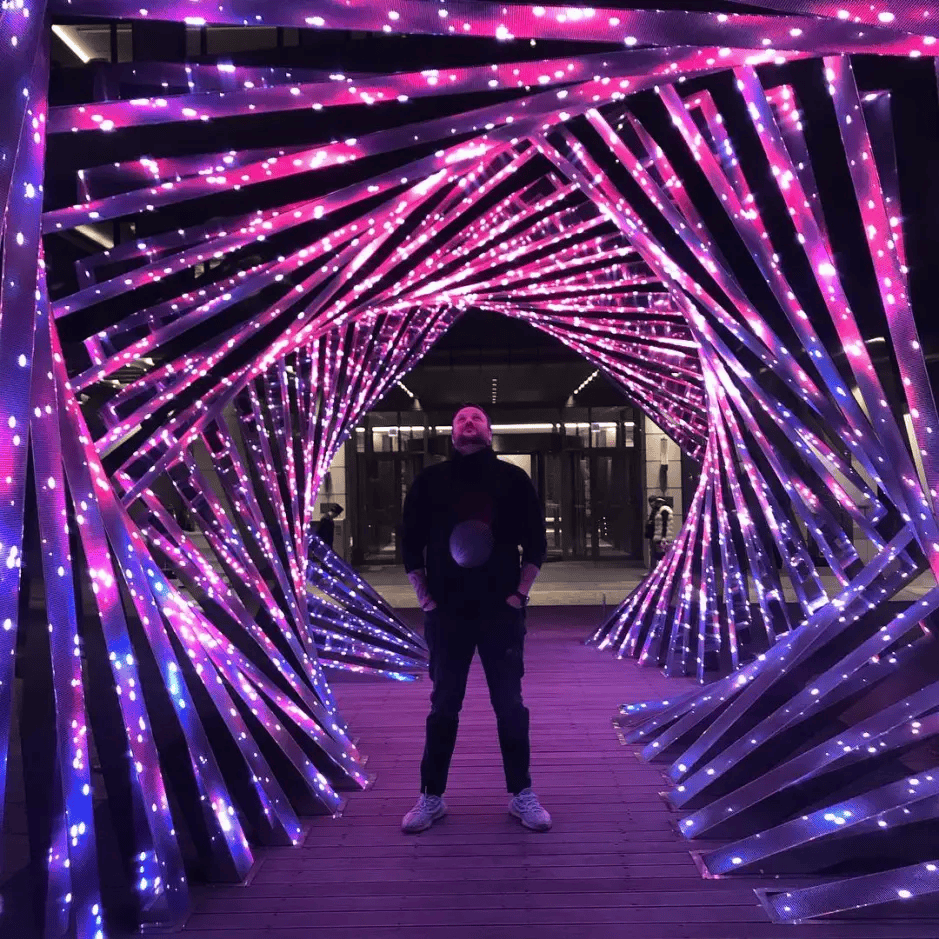 为托特纳姆, 刺高层 为托特纳姆, 刺高层