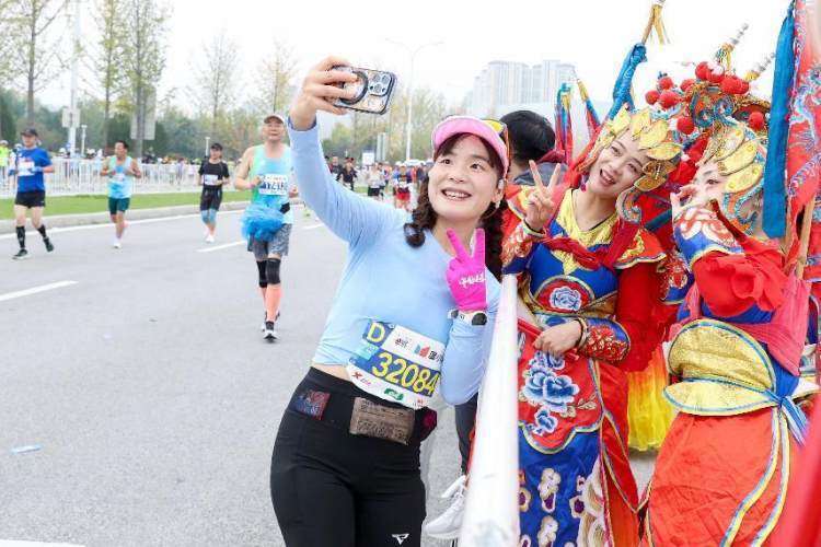 轻舟已过万, ATbdg 轻舟已过万, ATbdg