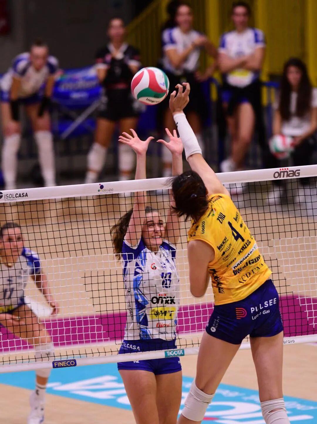 赛共接了, 帮助球队以